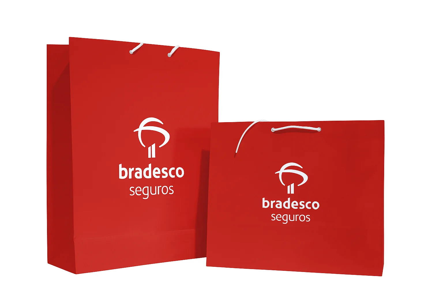 Fotografia real de portfólio de sacolas personalizadas, referência offset-plastificacao-ilhos-nylon