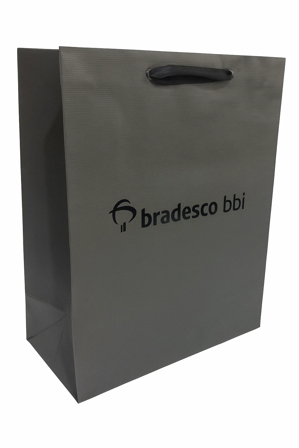 Fotografia real de sacolas de papel com hot stamping, referência hotstamping-preto
