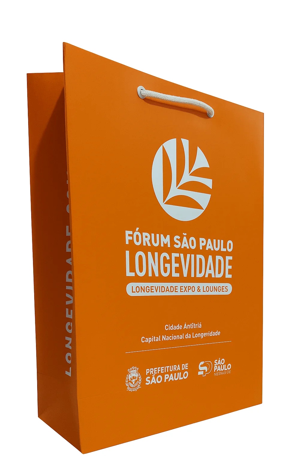 Fotografia real de sacolas de papel em formato vertical, referência Longevidade