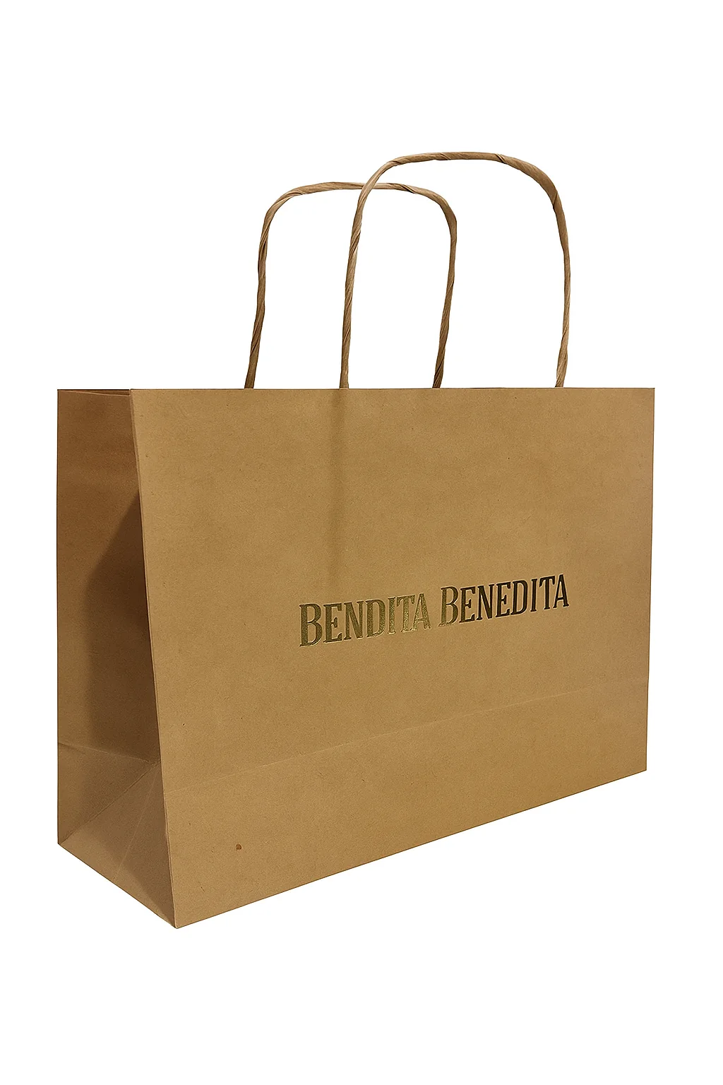 Fotografia real de sacolas kraft com alça de papel torcido, referência kraft-alca-retorcida-1